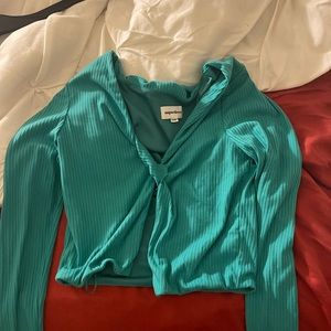 Super down blue greenish top